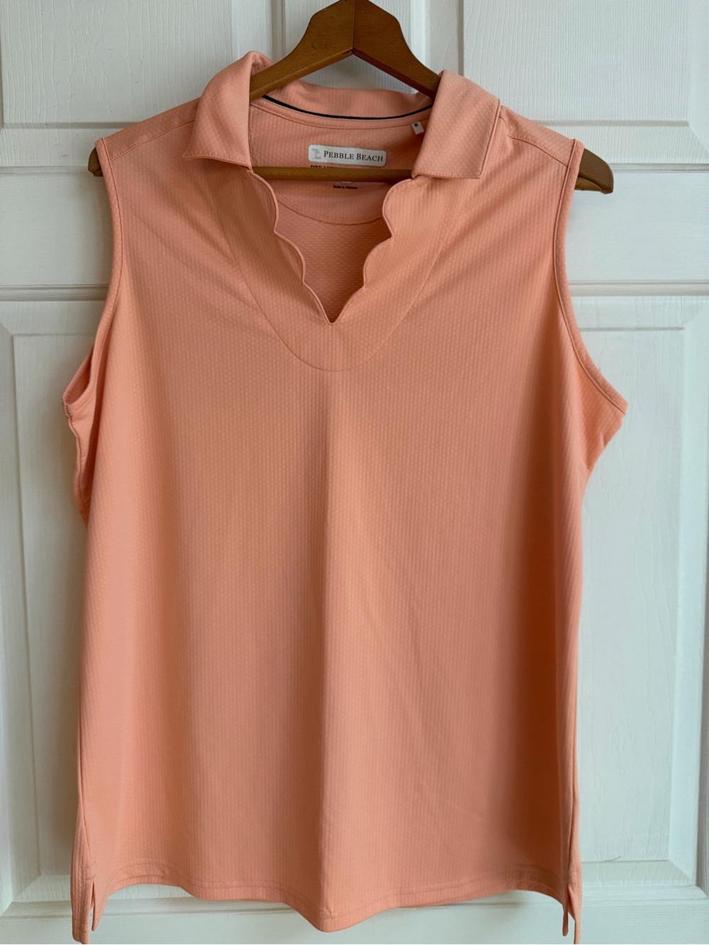 Pebble Beach Dry-Luxe Peach Scalloped V-Neck Sleeveless Polo Tank